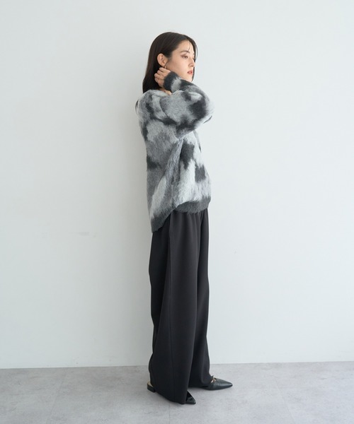 YECCA VECCA（イェッカヴェッカ） ニット セーター フラワー柄シャギー