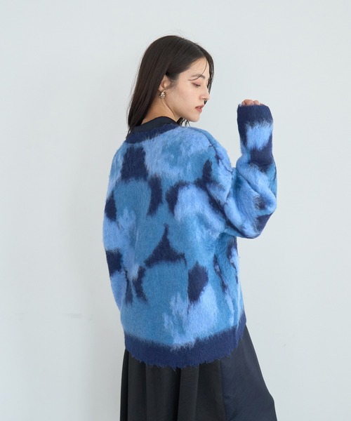 YECCA VECCA（イェッカヴェッカ） ニット セーター フラワー柄シャギー