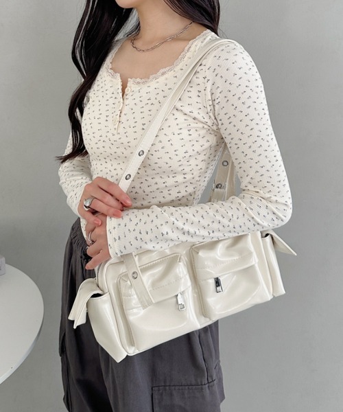 CLEA ショルダーバッグ バッグ ダブルポケットボストンバッグ