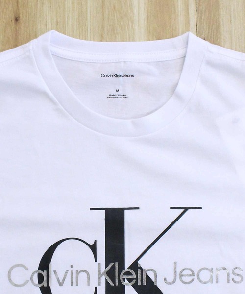 Calvin Klein（カルバン・クライン） tシャツ CKJ メタリック