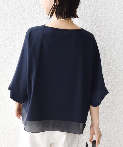 tシャツ 「洗濯機可能」袖 ツイスト デザイン シアー ドッキング TEE レディースの画像