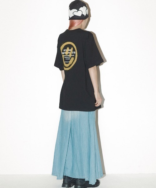 tシャツ A'GEM/9 × .kom 「ISTKUNST/イストクンスト」 IK TAG LOGO CROP TEE/IK TAG ロゴ クロップ半 A'GEM/9 × .kom 『ISTKUNST/イストクンスト』 IK TAG LOGO CROP