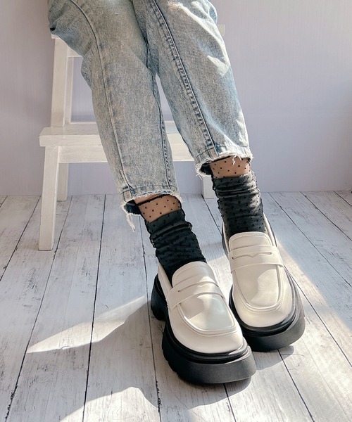 ほぼ未使用美品❣️ヌメロヴェントゥーノ ビジュー 厚底 ローファー ラバーソール ほぼ未使用美品❣️ヌメロヴェントゥーノ ビジュー 厚底 ローファー