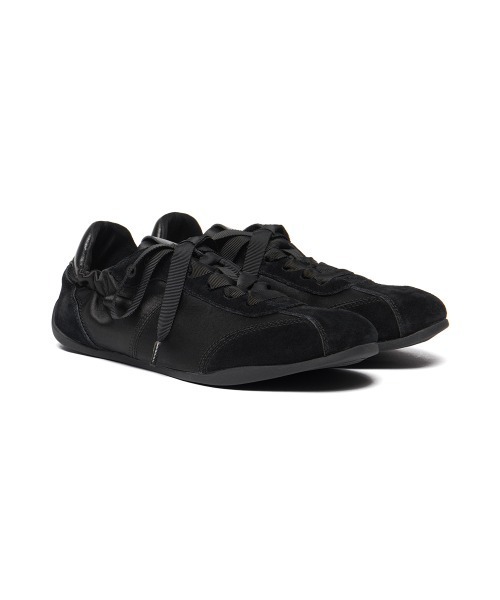 clor スニーカー SCRUNCH LACE UP FLAT SNEAKERS レディース