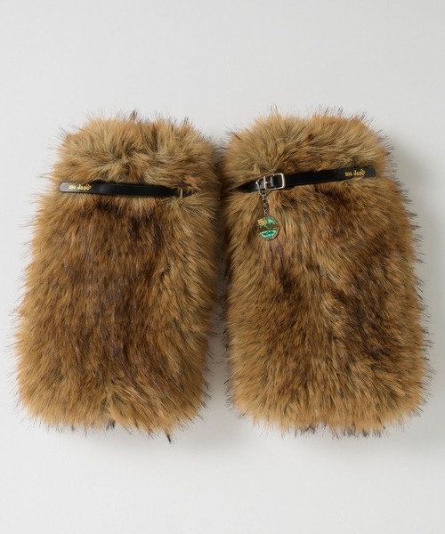 meJane レッグウォーマー HELLO KITTY×mejaneコラボ ボリュームファー