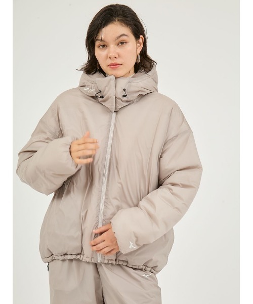 MIZUNO（ミズノ） 「emmi｜MIZUNO」テックフィルブレスサーモコート