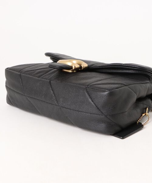 COACH コーチ　タビー ショルダー 26・キルティング　黒　Cマークブラック タビー ショルダー バッグ 26・キルティング | COACH/コーチ | 三越