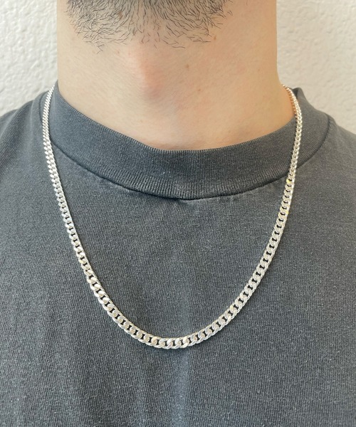 100895831
