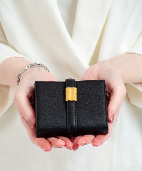 kate spade NEW YORK（ケイト・スペード ニューヨーク） 二つ折り 二