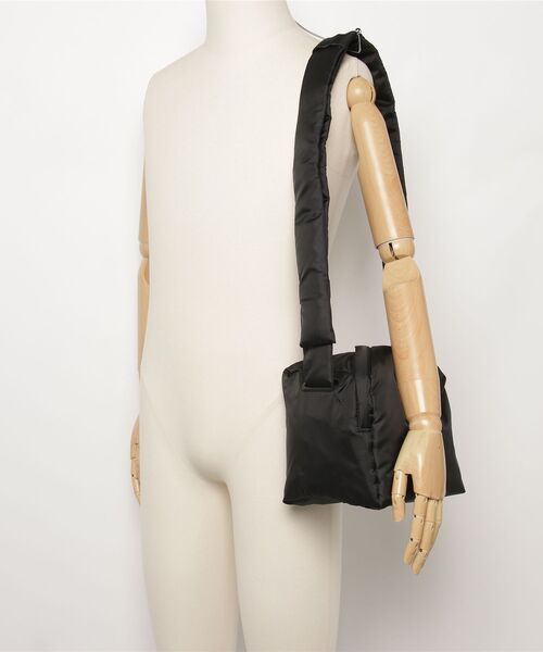 Y-3 ウエストポーチ PADDED CROSSBODY メンズ レディース : ZOZOTOWN
