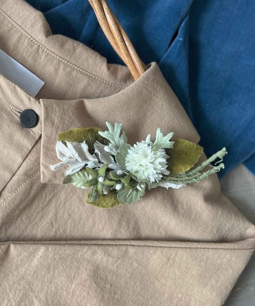 ヘアクリップ シロツメクサとリーフのクリップ 史上最も激安