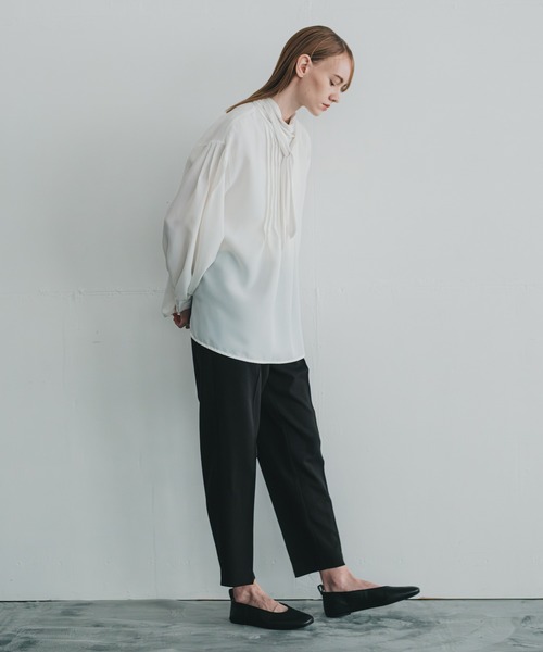 WHYTO（ホワイト） パンツ 「WHYTO. / ホワイト」CENTER PRESS TROUSER
