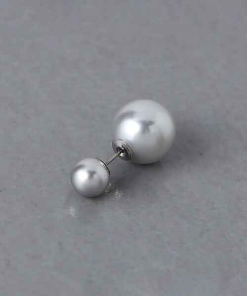 未使用⭐️MAYU フェイクパール 片耳ピアス×2 MAYU ピアス 「MAYU」フェイクパール 片耳ピアス2 レディース