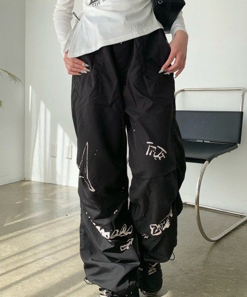 lilful パンツ ペイントデザイン ワイドレッグナイロンパンツ