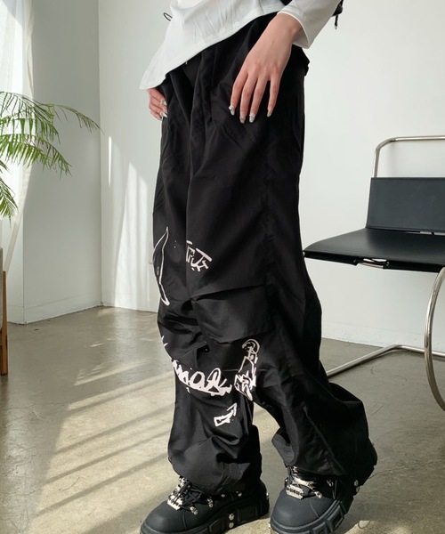 lilful パンツ ペイントデザイン ワイドレッグナイロンパンツ