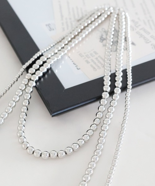 agnes b. ネックレス H925 ”b.” ロゴ ”ICONIC − ITALIC B