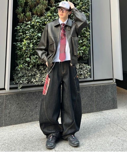 SPINNS（スピンズ） ワイドパンツ ジーンズ デニムワイドバルーン