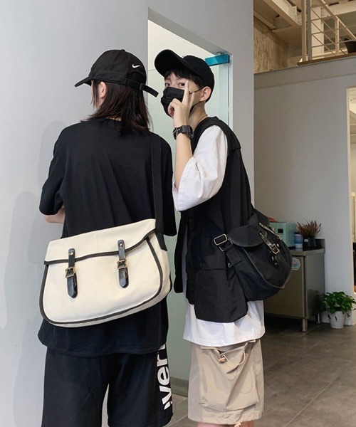 Ressaca（レサーカ） ショルダーバッグ PUレザーダブルベルト