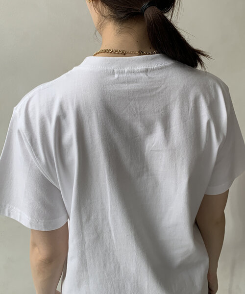 【新品】DouDou 透け感 ロゴプリントTシャツ Web完売品！ WEB限定】発泡プリントロゴTEE | DOUDOU(ドゥドゥ)レディース
