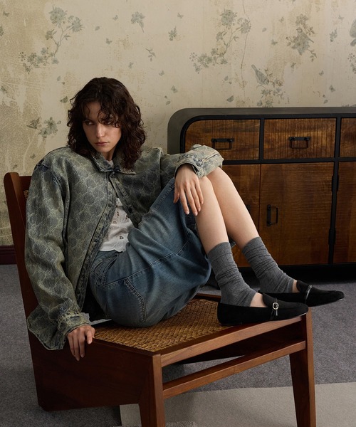 CHARLES ＆ KEITH（チャールズ&キース） ローファー フェイクスエード