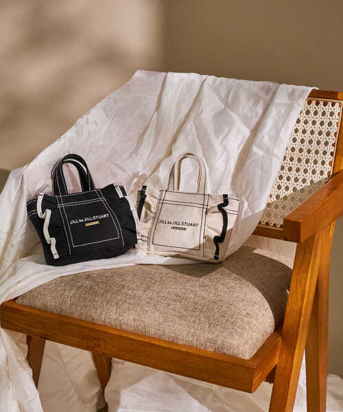 JILL by STUART 「JILL STUART」 ポーチ FREE ホワイト