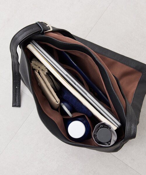 ear PAPILLONNER（イア パピヨネ） トートバッグ レザーフラップワン