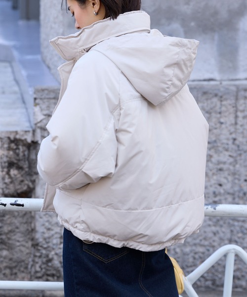 『メルヘンタウン』メルヘンタウン短刀Cosplay ロールプレイング NANGAコラボレーションダウンコート｜hummel｜ヒュンメル公式