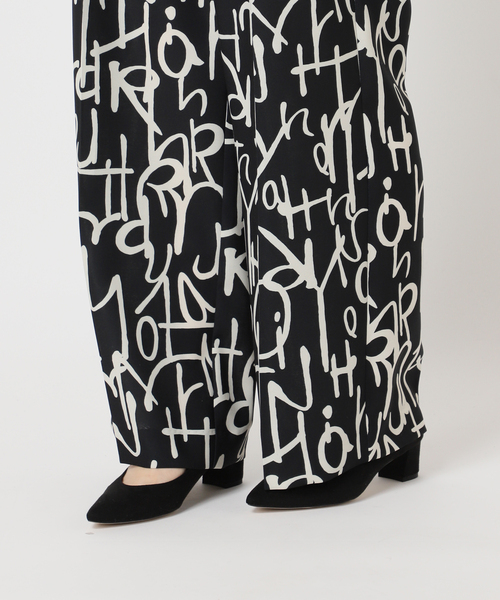 HARDY NOIR LONESS PRINT パンツ　スピックアンドスパン HARDY NOIR（アルディーノアール） パンツ HARDYプリント2タックパンツ