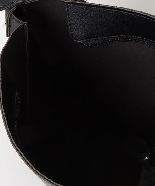 center i ショルダーバッグ バッグ ポーチ付きフェイクレザー