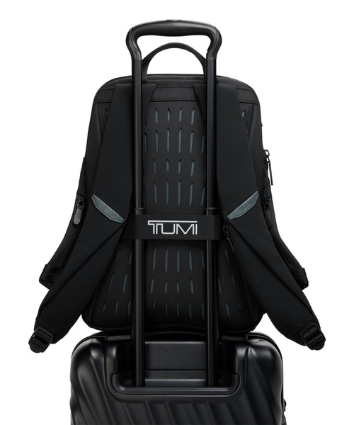TUMI（トゥミ） デイバック リュック TUMI AXIS ミディアム・バック