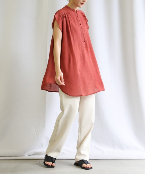 新品BCBGMAXAZRIAレッド シースルー 100%シルク シャツ•ブラウス 新品BCBGMAXAZRIAレッド シースルー 100%シルク シャツ•ブラウス