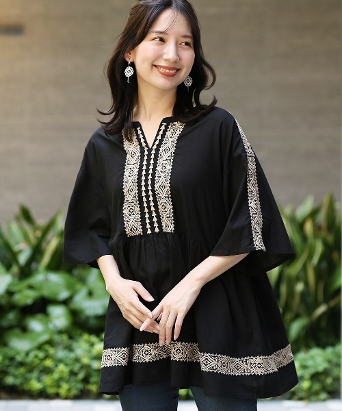 新品タグ付き　刺繍ブラウス　ソロチカ 新品タグ付き ウクライナ刺繍ブラウス ソロチカ 2025年最新