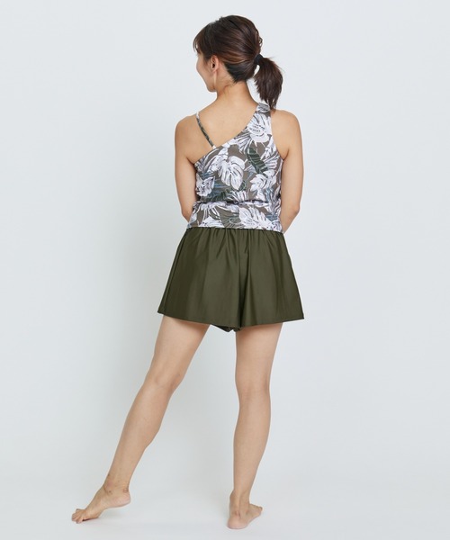Julier lauae leafプリントアシメミドルトップス レディース Julier lauae leafプリントアシメミドルトップス レディース
