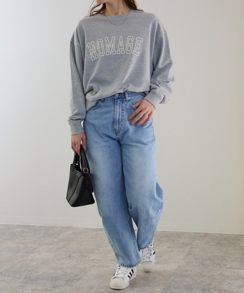 【関税込み】トライアングルロゴ付 オーバーサイズ スウェット ☆PRADA☆トライアングルロゴ オーバーサイズ スウェットシャツ