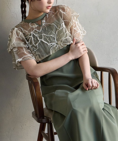 【新品未使用】AIMER 刺繍ブラウス付 パーティードレス AIMER（エメ） ドレス フラワーモール刺繍キーネックブラウス×Iライン