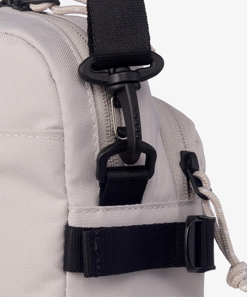 4月末まで値下げ中！　ほぼ未使用　韓国ノースフェイス　ショルダーバッグ THE NORTH FACE（ザ ノースフェイス） ノースフェイス ショルダー