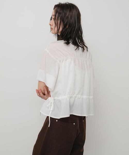 ブラウス シャツ クロップドペプラムシャーリングシャツ レディースの画像