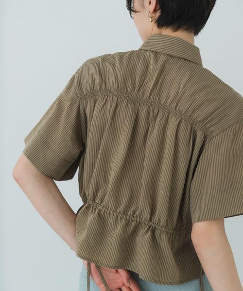 ブラウス シャツ クロップドペプラムシャーリングシャツ レディースの画像