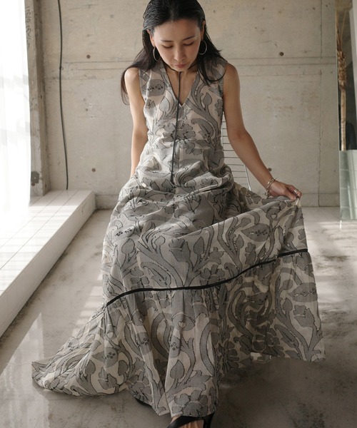 ドレス MEDI KITTY V NECK DRESS