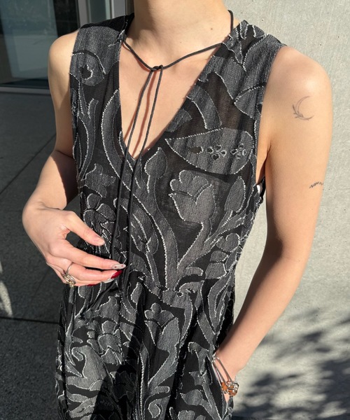 ドレス MEDI KITTY V NECK DRESS