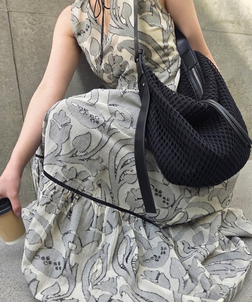 ドレス MEDI KITTY V NECK DRESS
