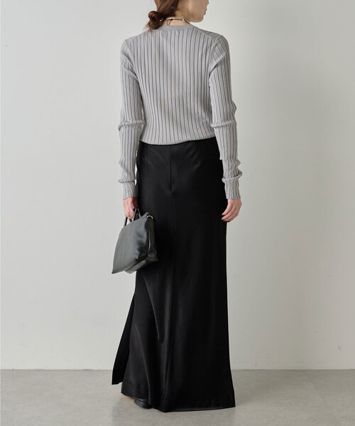 【美品】サテンスリットスカート ブラック GALLARDAGALANTE（ガリャルダガランテ） スカート サテンスリット