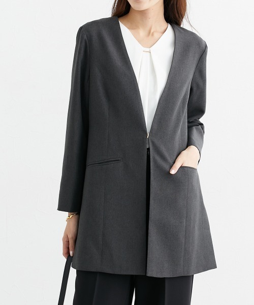 極美品✨かぐれ 中綿ノーカラージャケット F 24AWチャコール 日本製 かぐれ（カグレ）の「中綿ノーカラージャケット（ダウンジャケット