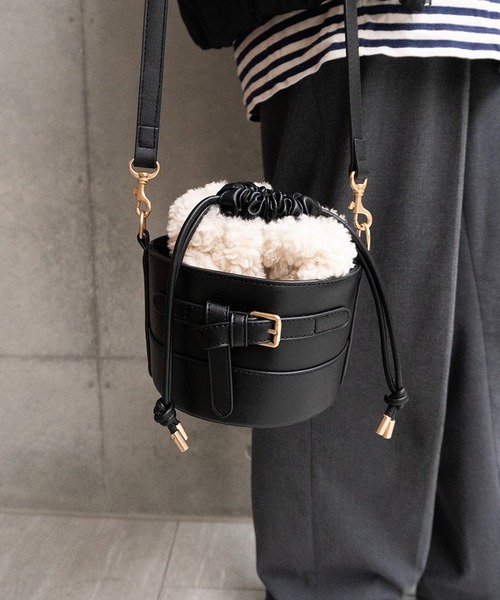 SHE HER HER HERS ショルダーバッグ バッグ ボア巾着ショルダーバッグ