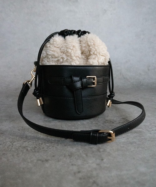 SHE HER HER HERS ショルダーバッグ バッグ ボア巾着ショルダーバッグ