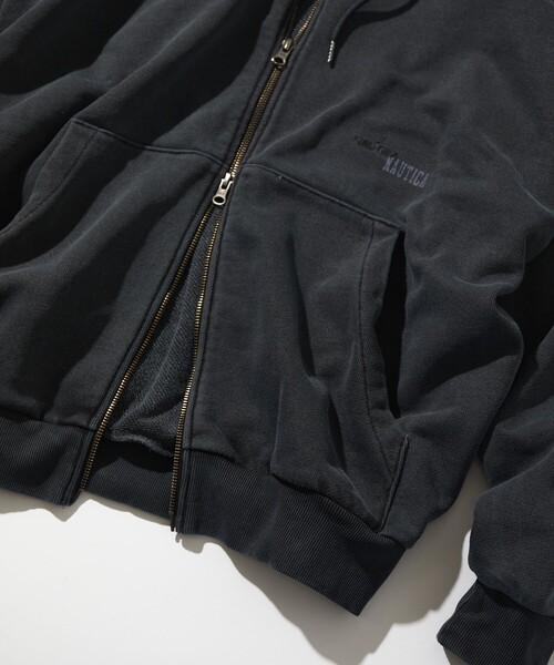 NAUTICA（ノーティカ） パーカー ピグメント加工 HIDDEN LOGO
