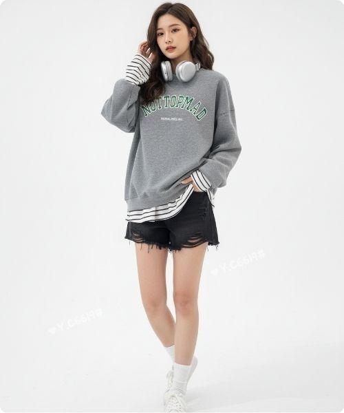 Yu_ki 別注オーバーカレッジスウェット I.O.E トレーナー スウェット 韓国スタイルカレッジロゴスウェット