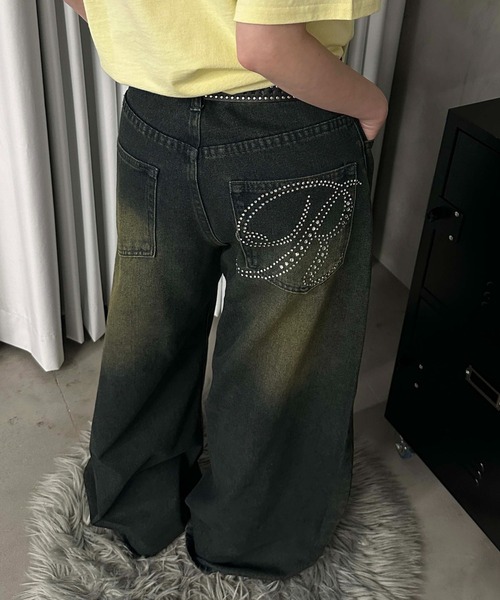 新品未使用　bebe ストーン装飾 ダークデニム ブーツカットパンツ　24 sedacle girl（セダクルガール） ジーンズ デニム デニムパンツ ライン