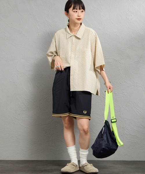 パンツ 「FRED PERRY/フレッドペリー」 別注 ツインティップライン ワンポイントロゴ刺繍 スイムショートパンツ レディース メンズの画像