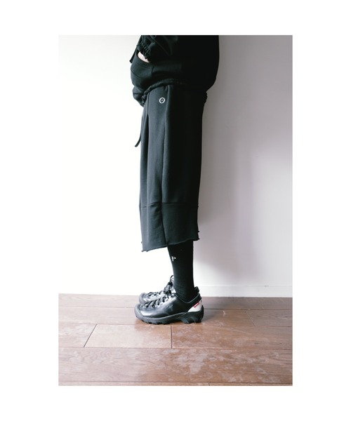 SHINYAKOZUKA（シンヤコヅカ） パンツ ordinary home baggy shorts